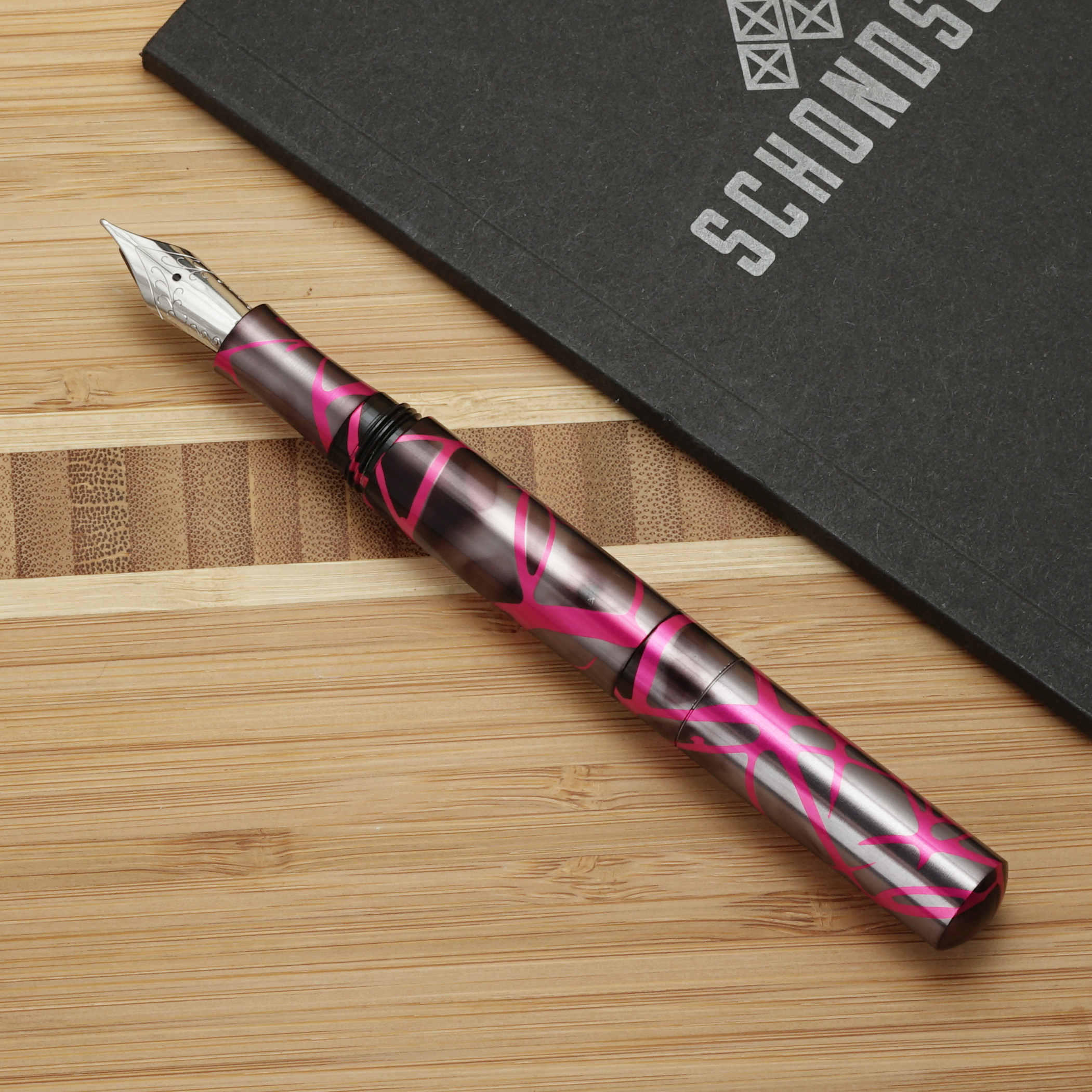 ピンクスモーク | ショーン・デザイン公式サイト